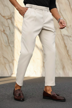 Pantalón beige - vista frontal
